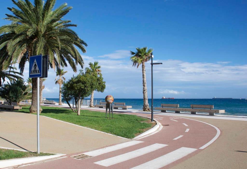 Lamberti Beach Apartment - 150 M From The Sea - Just Renewed - Wifi Savona Eksteriør billede