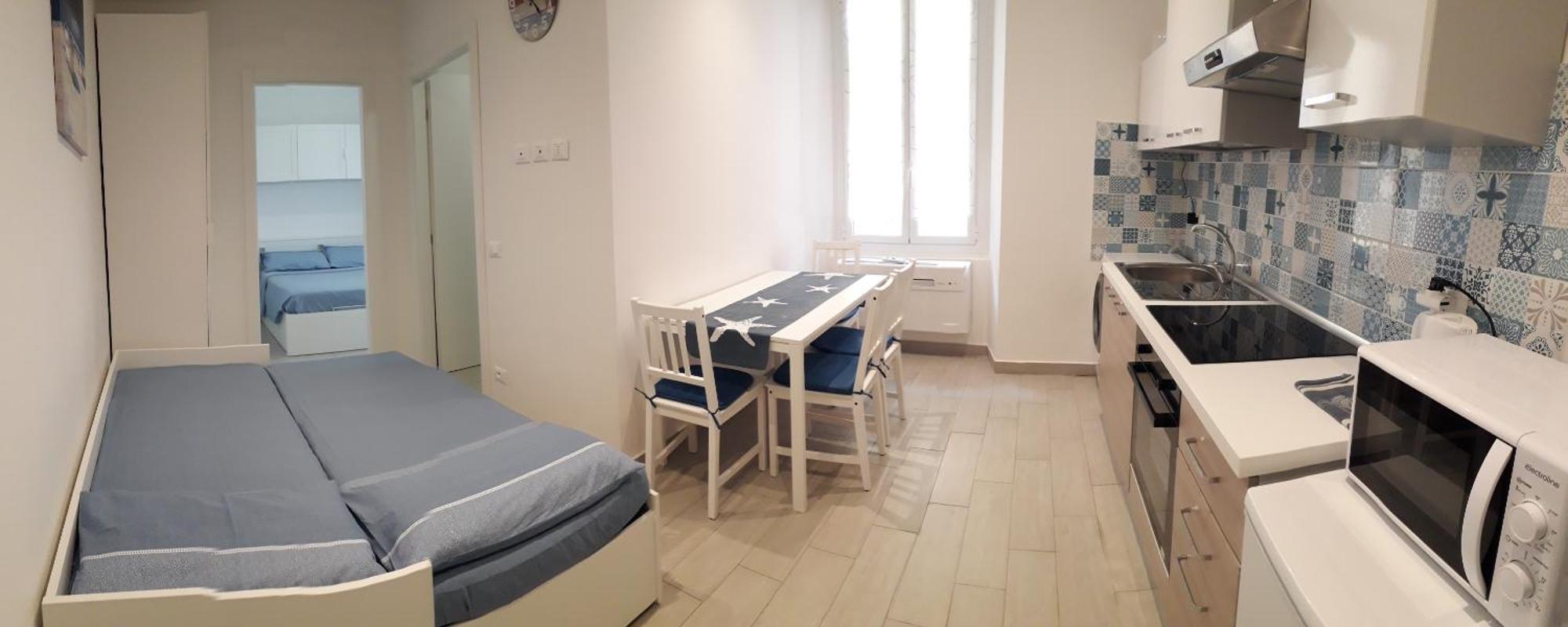 Lamberti Beach Apartment - 150 M From The Sea - Just Renewed - Wifi Savona Eksteriør billede